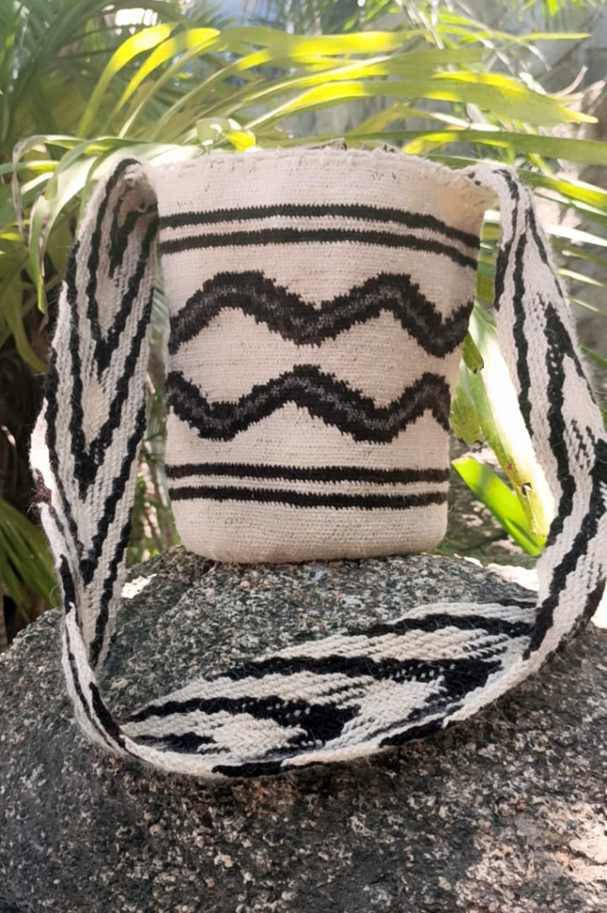 Mochila arhuaca Wirkunu